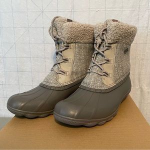 Sperry Snow Boots